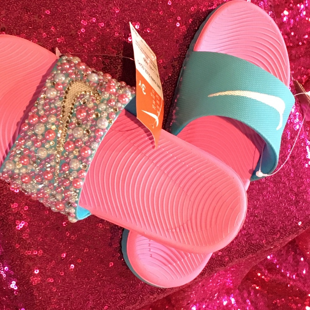 Nike slides - Picture 2 of 4